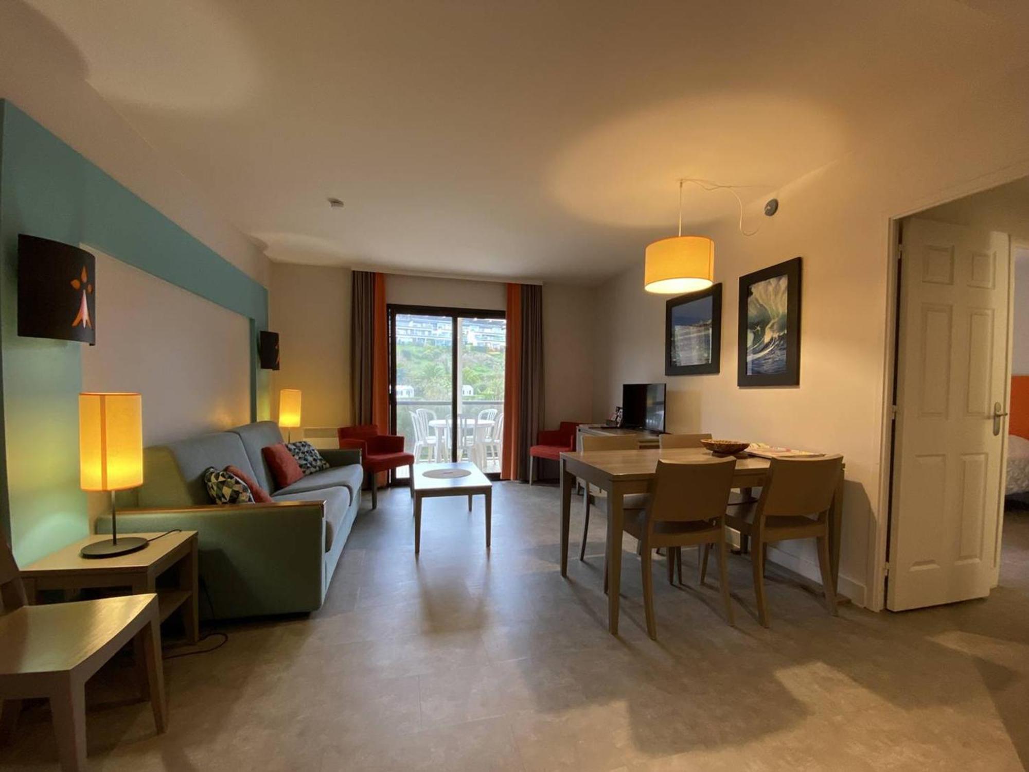 Avec Piscine, Wifi, A 50m De La De Trestraou - - Fr-1-368-403 Appartement