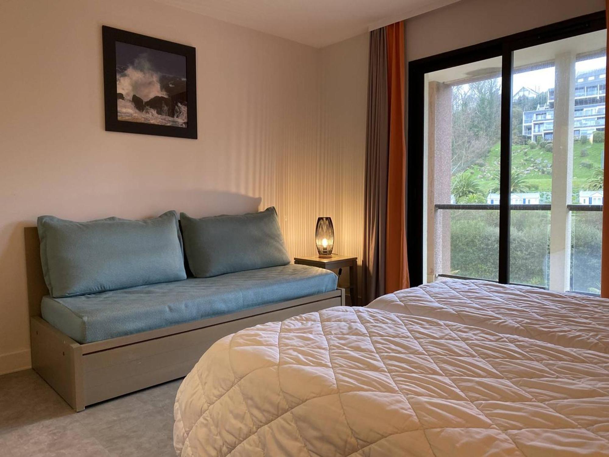 Appartement Avec Piscine, Wifi, A 50m De La De Trestraou - - Fr-1-368-403 Perros-Guirec