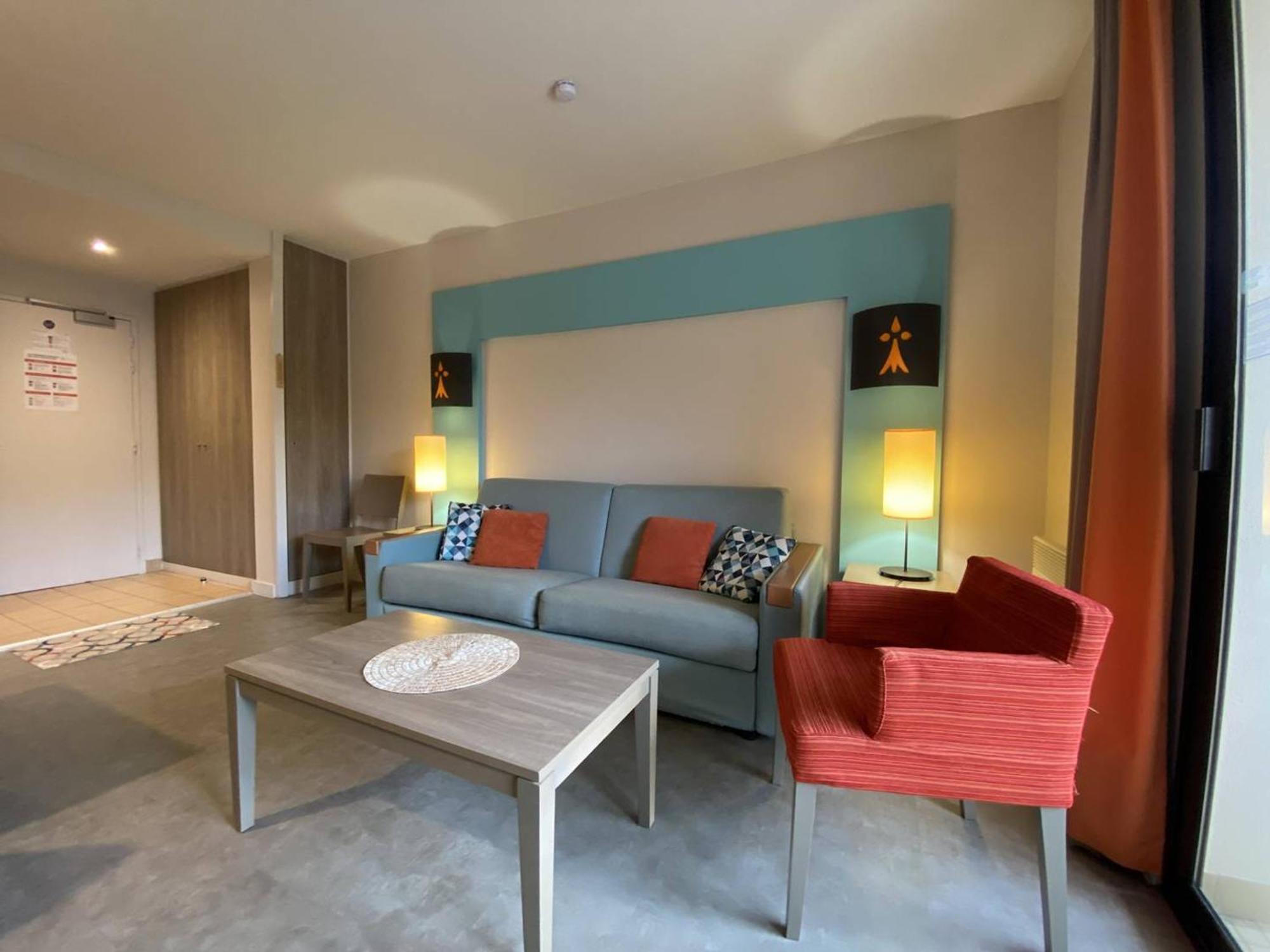 Avec Piscine, Wifi, A 50m De La De Trestraou - - Fr-1-368-403 Appartement *