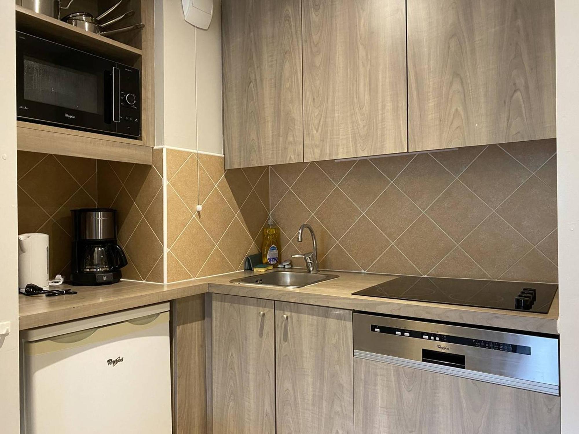 Avec Piscine, Wifi, A 50m De La De Trestraou - - Fr-1-368-403 Perros-Guirec